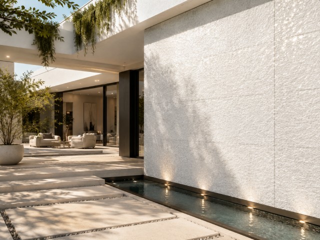Stone Veneers