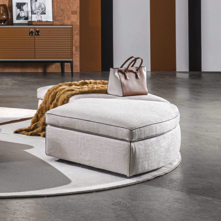 Campomarzio Curved Pouf 90°
