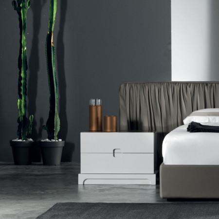 Cassiodoro Large 28" x 16" Bedside Table, 16" High