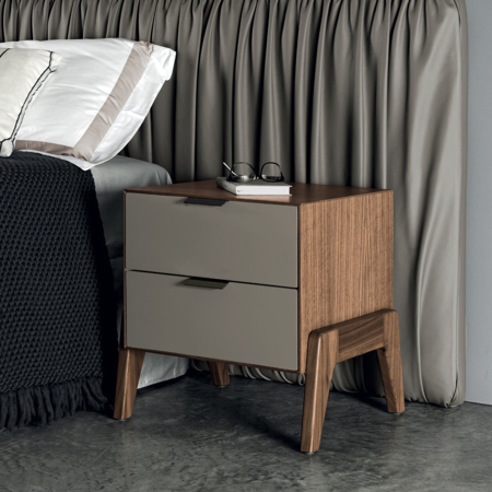 Solferino 20" x 18" Bedside Table, 21" High