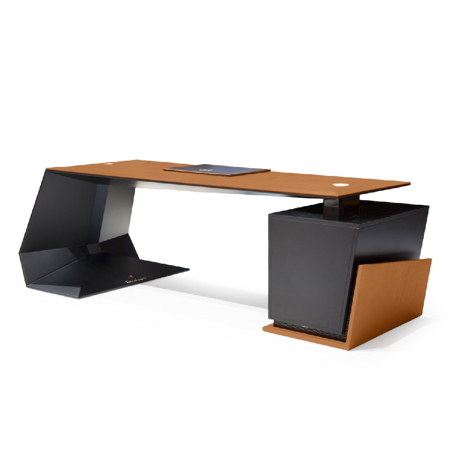 GT Desk Whiskey