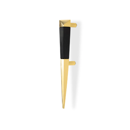 Cosmopolitan Spear Door Pull