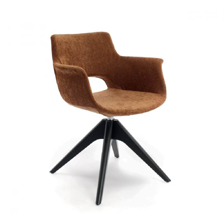 Kuma Armchair L17 Swivelling